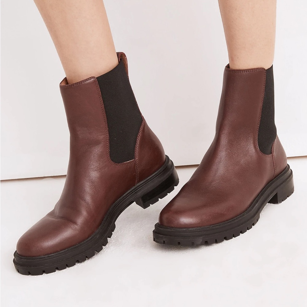 Bradley Lugsole Chelsea Boots